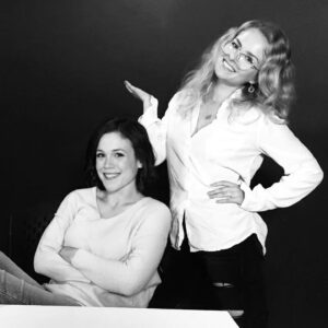 Andrea Brooks Instagram - A birthday throwback post for everybody’s favourite leading lady! Love ya @erinkrakow ❤️