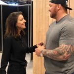 Andrea Parker Instagram - In honor of #tbt and the glorious death of #SerGregor in last week's #Cleganebowl, thought I would share the story of When Andy Met The Mountain!  This literal giant of a man, @ThorBjornsson - who couldn’t have been sweeter or more charming, is the #WorldsStrongestMan irl. I had the pleasure to sit next to him signing autographs during the #ParisManga convention last year and he was a delight.  I’m very tall (6’3” in the shoes I’m wearing here) and look at him tower over me - He explained that to maintain his size and strength he must eat every two hours!  He ate meal after meal, all day long, and when there was a break, he took a nap and his lovely and very petite wife curled up like a kitten on top of him. You can learn more about this amazing man here https://youtu.be/eqpsx9T4MhA  #TheMountain #ThorBjornsson #GOT #paris #bts #actorslife #gameofthrones