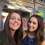Andrea Parker Instagram - Not only is she a superb actress but tonight we get to see her direct! So proud of you @sleepinthegardn xo #PLL  #SpencerHastings #MaryDrake