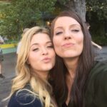 Andrea Parker Instagram - Love and kisses from me and my girl #happypllday #Ali #MaryDrake #bts