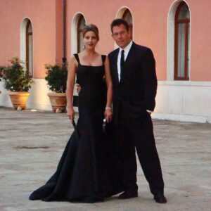 Andrea Parker Instagram - Eleven years ago Michael surprised me with a fairytale wedding in Paris... I shared the whole story in a Twitter moment ♥️ https://twitter.com/theandreaparker/status/1036456853469716480?s=21