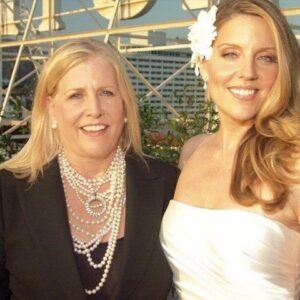 Andrea Parker Instagram - Happy Birthday to my incredible mom who makes my world go round and always has… @macaulay369 I LOVE YOU ~  xox