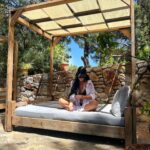 Andrea Pomeje Instagram - …BODRUM 🇹🇷 Intenzivních 7 dni v Turecku a to jsme mimo rezort byli jen jednou 😁 Je to neskutečný, že už vlastně ani nikam nemusíte a všechno je na jednom místě! Několik druhu restauraci, večerní program, zábava pro děti, krámky… oddělenou pláž 16 velmi cením… 😅 Nee, nebyla jsem tam! 🙃 Nejlepší nápad byl půjčit si auto a vyjet se podívat mezi místní.. máme to rádi! 🙇🏻‍♀️ tak se pozná jací lidé v té zemi jsou… Bodrum je nádherný a od hotelu cca 20min. 🏰 Můžete si lodi i zajet na řecký Kos což je taky cca půl hodina! 🏝️ už mate naplánovanou dovolenou na léto? Kde to mate nejradši? ✈️ @ckbluestyle #cestujemesbluestylem