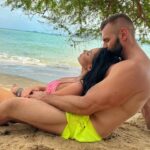 Andrea Pomeje Instagram – …miluju tuhle prvni fotku! 😁🤍 Byla těsně po zásnubách a vlastně je nepovedená, protože jsme byli oba ještě trochu mimo! 🤪