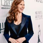 Andrea Savage Instagram - Such a fantastic night celebrating the heart and soul of every production… THE MAKEUP AND HAIR DEPARTMENTS!!! So thrilled to be there to present and fete these amazing people at the @MUAHS_Awards ! And to see how many weird expressions I make in every given moment. What is wrong with my face??? Don’t feel the need to respond to that question. Huge thank you to @dickycollins & @juliannekaye for making me look and feel gorge city. Suit - @alc_ltd Tank - @lagencefashion Shoes - @prada earrings @livluttrell #MUAHSawards @MUAHS_Awards @local_706 @helenaalexis #gorgecity