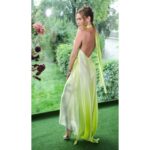 Andrea Verešová Instagram – Summer days ♥️
#newcollection 💃 & #fashionshow by #nataliruden
Ako vždy nádherná prehliadka plná farieb, energie a ženskosti s názvom “summerdays “ podľa návrhárky @natali_ruden_official 🥰
Ďakujem, že som mohla byť súčasťou krásnej show 👏
#fashiondesigner #fashionshow #madeinczech #hair #sokolov #makeup #dermakol #hodinky #dusak #foto #herman