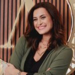 Andreia Dinis Instagram - Há uns dias estive no @institutoareluna e celebrámos o aniversário da fundadora @dra.areluna e ainda o botox day. Não conhecia o espaço e amei. Bom ambiente, profissionalismo e atenção da equipa e, claro, muita animação!!! #sitios giros que conhecemos no Porto