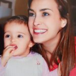 Andreia Dinis Instagram – Celebra-se hoje (e a 23 de Setembro) o dia do filho.
Aqui fica um brinde a todos os grandes filhos, que andam por aqui (só para os bons 😅), e para a minha filhota em especial (o presente que Deus me deu) ❤️❤️❤️❤️