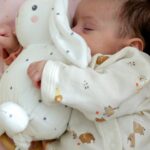 Andreia Dinis Instagram – 2 mesinhos desta bebé maravilhosa, desta sobrinha linda que nos derrete a cada instante e nos põe um eterno “sorriso de baba” no rosto. Completamente in love com esta pequenina 🩷