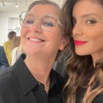 Andreia Rodrigues Instagram – Aprovado?! Uma noite de festa, celebrando @giorgioarmani x @stivali_boutiques ✨⚡️ E esta é uma partilha sobre a semana que passou. Sobre noites e lugares felizes. Sobre uma das minhas paixões: moda!