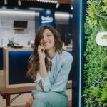 Andreia Rodrigues Instagram - Sabiam que o frigorífico e o forno são os eletrodomésticos mais importantes para os portugueses? Concordam? Eu concordo!!!! ☺️ Esta semana fui até ao evento da Beko, para conhecer as soluções que nos ajudam a ir mais longe e a tornar a nossa casa mais sustentável. Por exemplo, descobri que os frigoríficos HarvestFresh têm um sistema que simula o ciclo solar para preservar a frescura e nutrientes das frutas e vegetais. Desta forma, permite uma alimentação mais saudável e evita o desperdício ao prolongar o seu ciclo de vida! Com pequenas mudanças no nosso dia-a-dia, podemos fazer a diferença no planeta 💚🌏 @beko.pt #Pub #SustentabilidadeBeko #Sustentabilidade #VidaSaudável