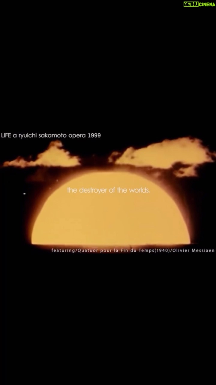 Andreja Pejić Instagram - From “LIFE” an opera by the extraordinary late Ryuichi Sakamoto. What a legacy of beauty. How relevant is this powerful musical depiction of a monumental crime now more than ever. This was conducted in 1999 and features Oppenheimer’s farewell speech.
