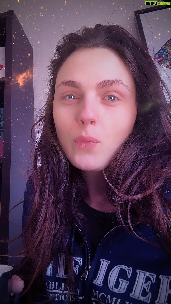Andreja Pejić - 0.9K Likes -