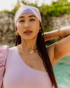 Andy Allo Instagram - Lavender Love 🪻😘

📸 @alexmweddings 
👙 @oceancouture