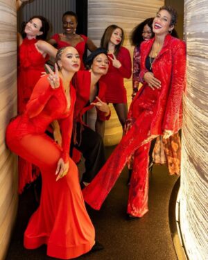 Andy Allo Instagram - They understood the assignment. Squad. 💃🏽🥰❤️

Love my friends! Also I think we need our own tv show. 😅

#meandmycrew #birthdayvibes #birthdaymonth #squadgoals #squad 
📸 @meaganshuptar