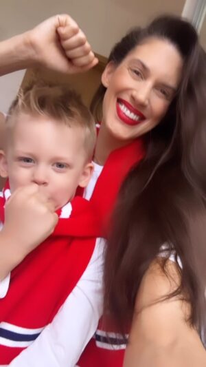 Aneta Vignerová Instagram - Celý  den na této vlně děkujeme za tuhle nádheru poslední dny jsme tolik pyšní👏🏻❤️ikdyz z domu srdcem s Vami❤️
