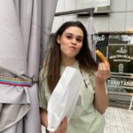 Anfisa Vistingauzen Instagram - 10 июня в 20:00 на ТНТ смотрите сериал «Ткачёвы на связи» с моим участием 📺 ⠀ Ждите мою весёлую и дерзкую Яну 😈