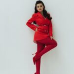 Anfisa Vistingauzen Instagram - Хотела найти в интернете какую-нибудь пафосную цитату про любовь, но в очередной раз убедилась, что даже самые красивые слова на свете ничтожны в сравнении с силой тех чувств, которые рождает в человеке настоящая любовь. 💔