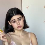 Anfisa Vistingauzen Instagram - Когда ты не куришь, и из всех сигарет у тебя дома только детская палочка брата с сестрой ⠀ #куритьвредно #самопробы