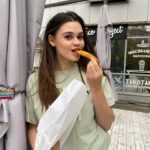 Anfisa Vistingauzen Instagram - 10 июня в 20:00 на ТНТ смотрите сериал «Ткачёвы на связи» с моим участием 📺 ⠀ Ждите мою весёлую и дерзкую Яну 😈