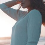 Angélica Celaya Instagram - 💫LIBERTAD 💫 Por mi familia, por mis amistades. Gracias por recordarme que tengo alas @esquedachris amigo gracias por capturar mi vuelo Más de 10 años de amistad y tú trabajo es más hermoso que nunca 🙏🏻💛 igual que tus palabras y selección de música 😂