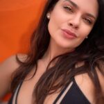 Angélica Celaya Instagram - Be like the sunflower Turn to the light wherever you are 🌻 My light My photographer My @angel_alessandro_garcia