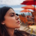 Angélica Celaya Instagram - Be like the sunflower Turn to the light wherever you are 🌻 My light My photographer My @angel_alessandro_garcia