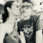Angélica Celaya Instagram - Aunque mi camino se ha vuelto más solitario. Entre mis brazos tengo el recuerdo constante del amor más grande que estoy viviendo. Por todos los días del calendario. Por cada segundo que pasa, por cada suspiro que sucede cuando te veo. Te amo❤️ Always my valentine My baby boy blue @angel_alessandro_garcia #valentines
