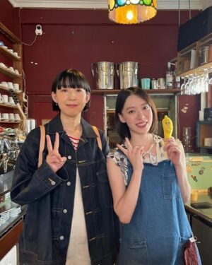 Angel Wang Instagram - 🎬
終於可以告訴大家「獨活女子的守則4」我有參與演出唷！
而且很巧的回到我的家鄉台南拍攝
還圓了我的咖啡師小夢想！
還記得當天拍攝其實蠻緊張的
第一次合作不同語言的團隊 也有很多問題想問
但ㄧ喊「スタート」時發現 
其實語言真的沒那麼重要
表演的感覺就是跟平常一樣 就是好好的享受當下
謝謝獨活女子的守則的邀請🙏🏻 期待很快再見！
即將在三月進行首播 鎖定Hami Video找我唷！
#獨活女子的守則4