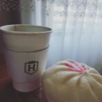 Angel Han Instagram - 今天用包子配咖啡☕️