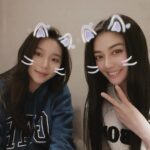 Angel Han Instagram - 我乾女兒好美好有氣質喔😍 @wenyu_._ 來，媽咪親親抱抱😘