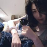 Angel Han Instagram - 突然覺得有點寂寞…有點悲傷…有點快樂…有點……