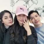 Angel Han Instagram - 我戲裡的老公＆我戲外的女朋友😏 @huang_shao_qi @bugssapphire