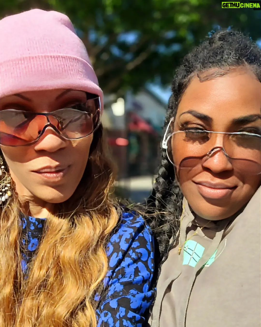 Angel Sessions Instagram - R U Ready???? It's coming! Like never before in 2023, like Mother like Daughter, and believe me, my daughter, our Princess of AEE Shardella @itsjustdella gets down on this new record.. Be ready because we are coming this April! #newmusic #Shardella #AngelSessions #Revoked
