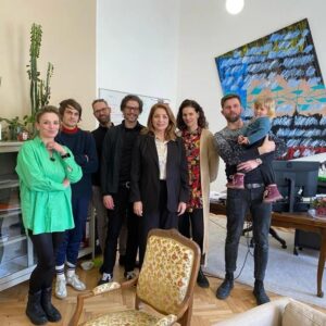 Angela Gerekou Instagram - Με τον σπουδαίο εμπνευστή PhD Pavel Sitek του προτύπου  πολιτιστικού κέντρου τεχνών και καινοτομίας #HYBERSKA και την ομάδα του στην Πράγα! Αποδέχομενη την πρόσκληση τους συναντηθήκαμε και συζητήσαμε για προγράμματα συνεργασίας Τσεχίας  και Ελλάδας πάνω στα πεδία του πολιτιστικού και οικολογικού αγροτουρισμού. Σπουδαία η πρόταση του Πανεπιστημίου Facolta of life sciences για συνεργασία προώθησης καινοτόμων μοντέλων τουριστικής ανάπτυξης  βάσει των ευρωπαϊκών προγραμμάτων μέσα από την αειφορία και την ανάδειξη τοπικών ταυτοτήτων με βάσει την κυκλικη οικονομία νέων μεθόδων διαχείρισης υδάτινων πόρων… Περισσότερα στην συνέχεια... Η Αρχή είναι το ήμισυ του Παντός!
Συνεχίζουμε να εργαζόμαστε  με Πίστη κ Ελπίδα για μια όμορφη ζωή για όλους! 🤍 #Prague #Greece #AngelaGerekou⁸