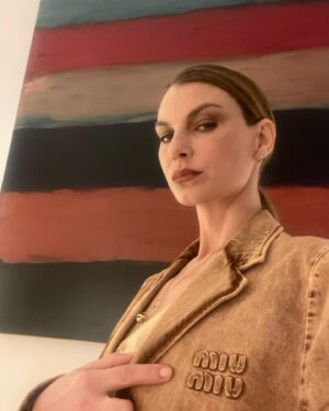 Angela Lindvall Instagram - FASHION UPDATE 2023
I’ve got to say, I’m pretty impressed with the fashion industry at the current moment. Fashion has always been a sign of the times. The last couple of weeks I’ve been engaged in fashion season. I was so impressed to see the bold statement fashion is making around diversity and inclusion. Be it sex, race, size, shape, age, background….we are finally representing everyone. Sometimes the pendulum has to swing far in one direction loud and proud in order to be heard. Now we are moving into unity consciousness. I believe soon we will drop all the labels all together, and each person will shine in their own uniqueness. 
Times they are a changing! 
Glad to be back on the scene. 
#unityconsciousness #cometogether #fashion #loudandproud #diversity #inclusion @miumiu