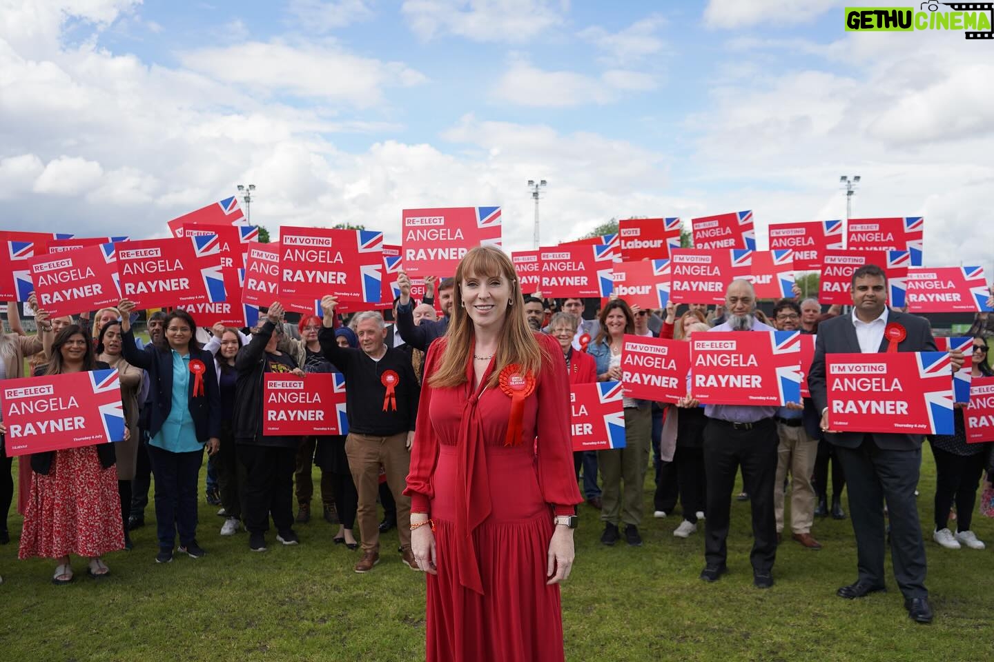 Angela Rayner - 4.7K Likes - We’re standing together. 🌹