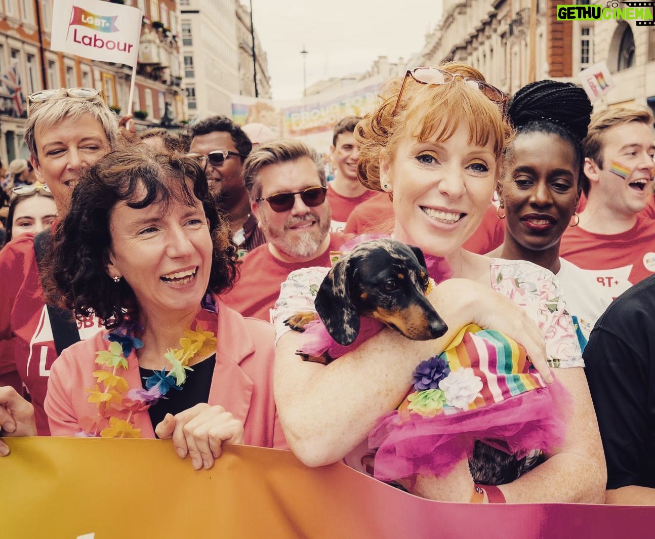 Angela Rayner - 4K Likes - Made a new friend at #pride🌈
#pride2022 #pride #gaypride
#prideinlondon #londonpride
#lgbt #lgbtlabour #labour
#dogs #dogsofinstagram