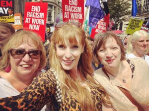 Angela Rayner Instagram - Sisters ✊🏻

#sisters #union #labour #sisterhood