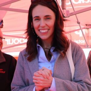 Angela Rayner Instagram - A big happy 40th birthday to Jacinda Ardern the 40th prime minister of New-Zealand. Outstanding leader for New-Zealand Labour and PM, l hope you have a fantastic day. Jacinda (Pictured) was surprised with a cake and a birthday singalong on a visit to Newtown Markets in the capital Wellington yesterday. 🎂🥳 🇳🇿