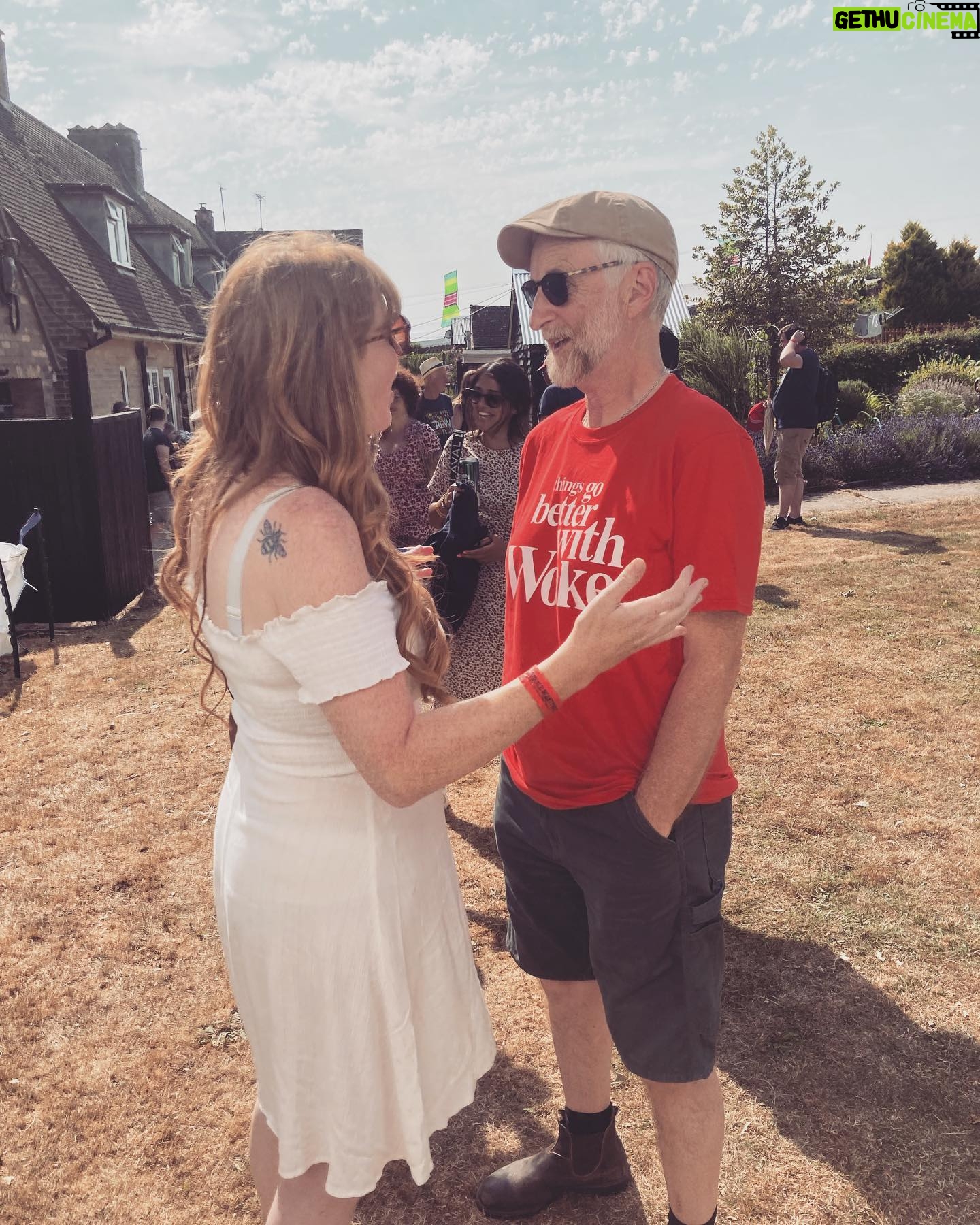 Angela Rayner - 3.9K Likes - Tolpuddle 🔋✊🏻🌹
#tolpuddle #tolpuddlemartyrsfestival
#billybragg