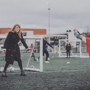 Angela Rayner Instagram - My tribute to Mary Earps!

Come on you Lionesses! 
🐯🐯🐯🏴󠁧󠁢󠁥󠁮󠁧󠁿

#fifawwc #lionesses #england