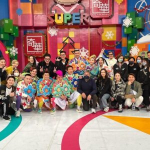 Angela Tong Instagram - Happy times on 開心無敵獎門人！So much fun! #TVB #bringsbackmemories #beachpartyteam #出TRIP！#alyssakassidy