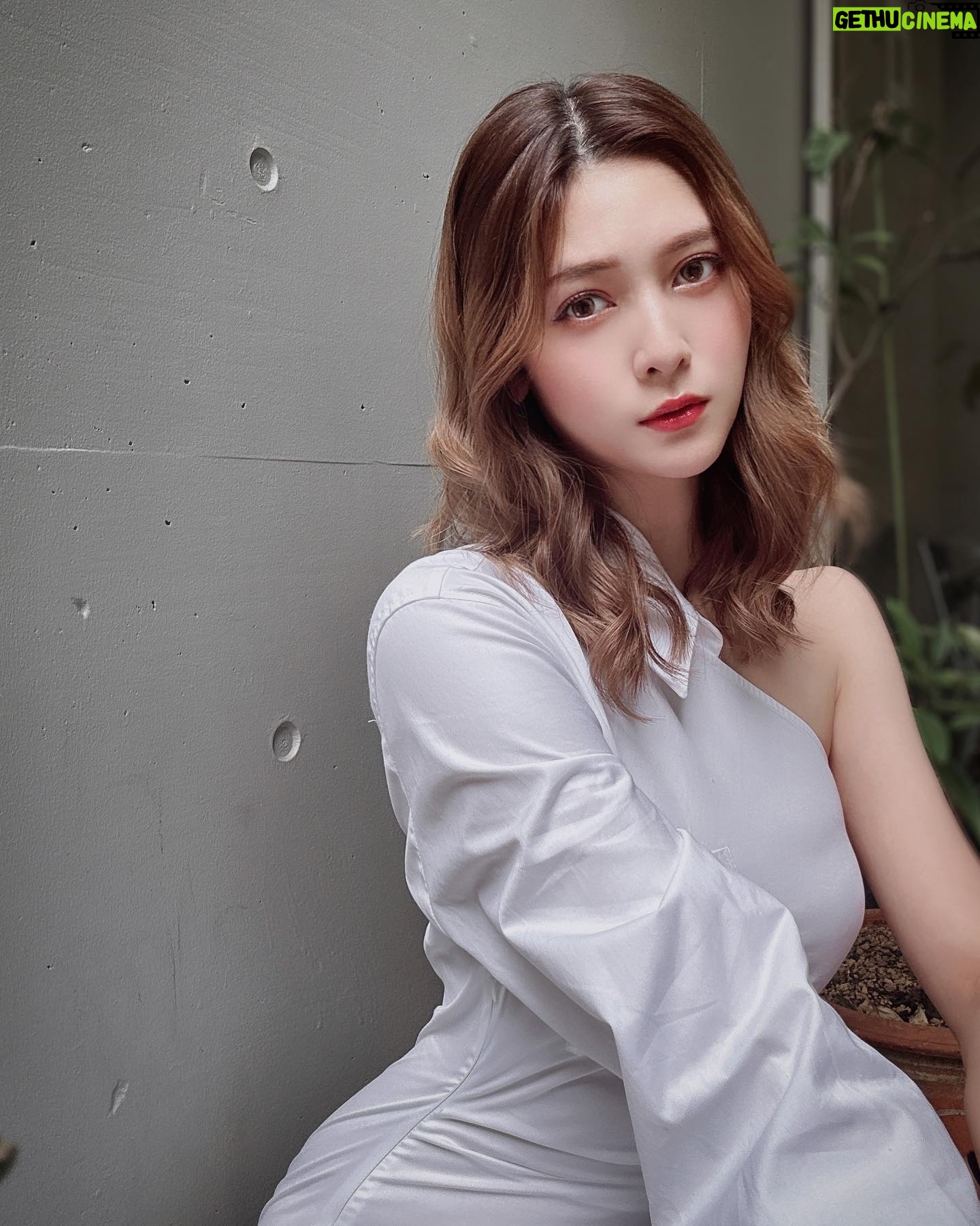 Angela Mei - 14.1K Likes -