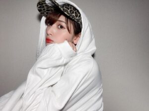 Angela Mei Instagram - 最近気圧のおかげで諸々調子整わなくて困っちゃう🤢さうないきたい🤢
みんなのおすすめサウナ教えて～