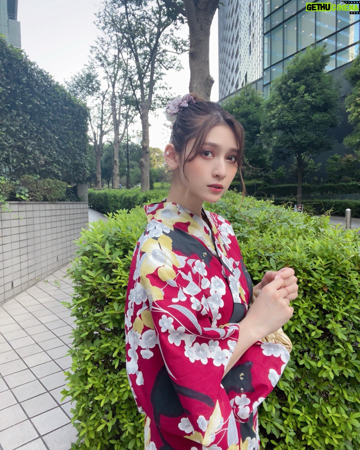 Angela Mei - 9.4K Likes - 🐱
黒猫柄の浴衣可愛い