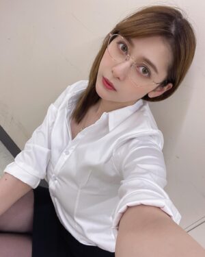 Angela Mei Instagram - 本日はありがとうございました〜！みんなに久しぶりに会えてうれしかっためちゃくちゃ楽しかった！！！
誕生日お祝いしてくれたり誕生日プレゼントもくれたり
みんなの愛たっぷりでうれしかったよありがとう！！！！！！！！
#チェキカメ同好会