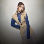 Angela Mei Instagram - キラッキラシルバーの スカートかわいい‎👼🤍 秋クールの新作アニメを完全網羅する アニメ情報バラエティ「 #うずらインフォ TV」🥚に出演します❤️ 9/28 21時より配信開始です 視聴はDMM TV アニメ&声優【公式】YouTubeチャンネルより！ https://www.youtube.com/@dmmtv-anime