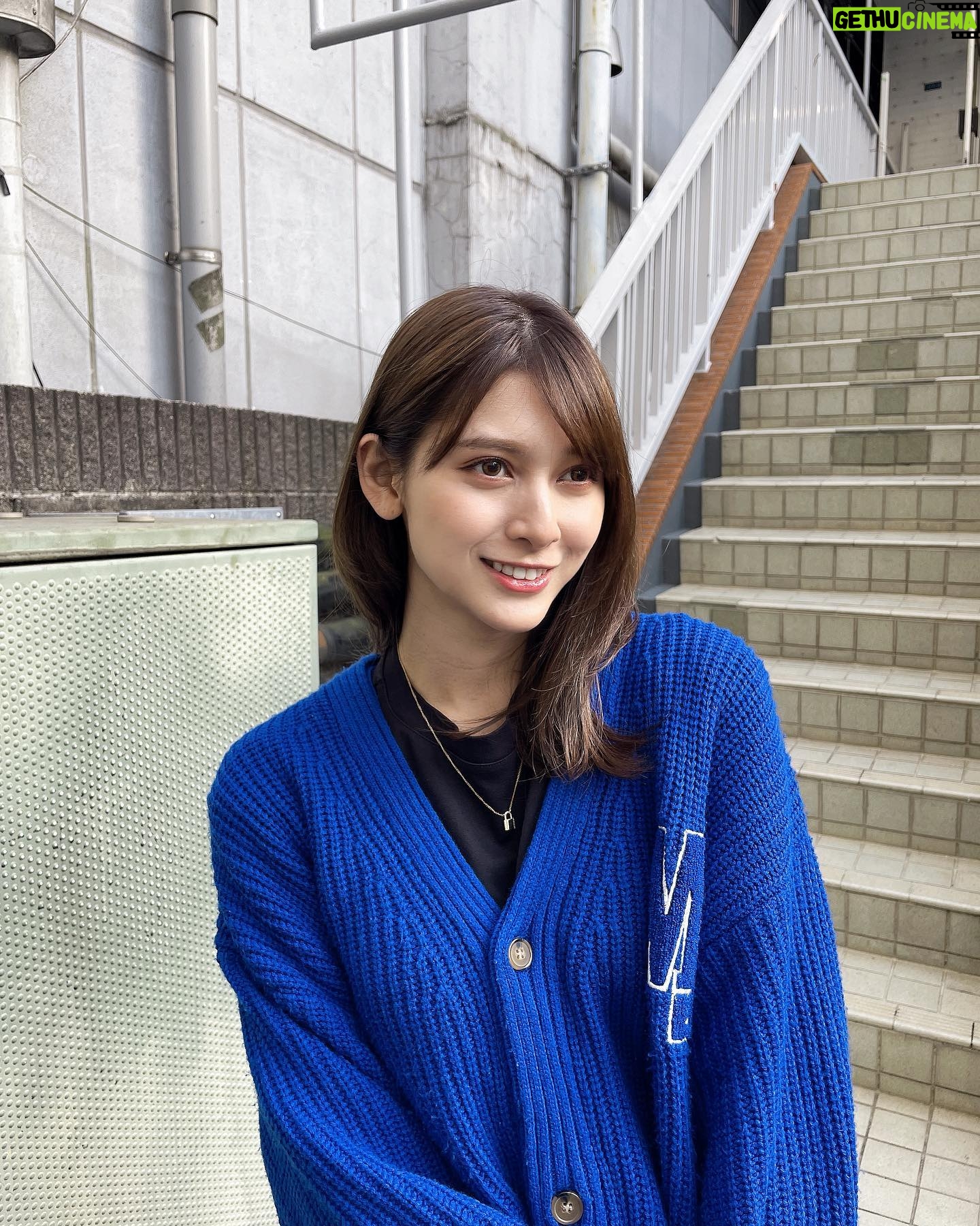 Angela Mei - 13K Likes - 美容院へ︎︎☺︎
大人っぽカラー︎︎♡
トリートメントもしてもらって髪の毛生き返った!いつもありがとうございます🥰
暖かくなってきたしカーディガン丁度いいかなぁって思ってたのに全然暑かったし、途中から脱いで半袖だった😂
@peekaboo_kentarou_iida @peekaboosalonsofficial
#peekaboo #原宿 #原宿明治通り店 #ピークアブー