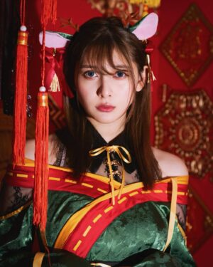 Angela Mei Instagram - あけましておめでとうございます🐉
今年もよろしくお願いします